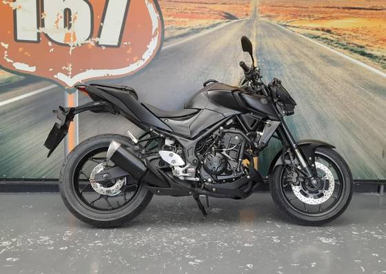 YAMAHA MT-03 ABS YAMAHA MT-03 ABS